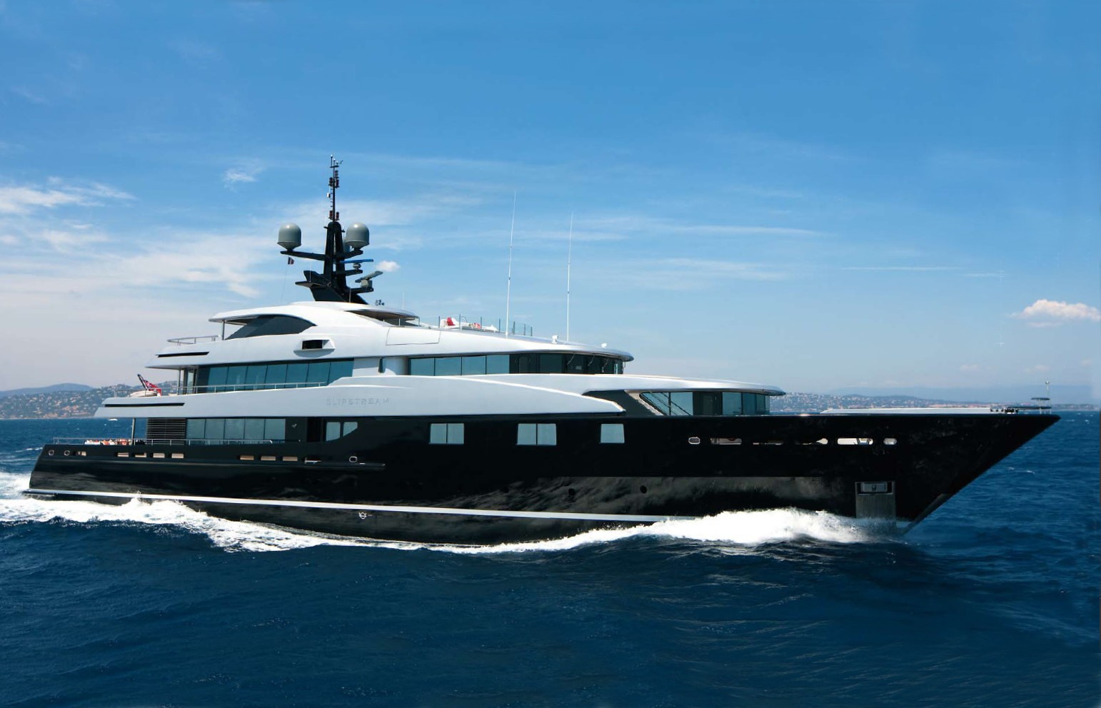 Yacht SLIPSTREAM, CMN CHARTERWORLD Luxury Superyacht Charters